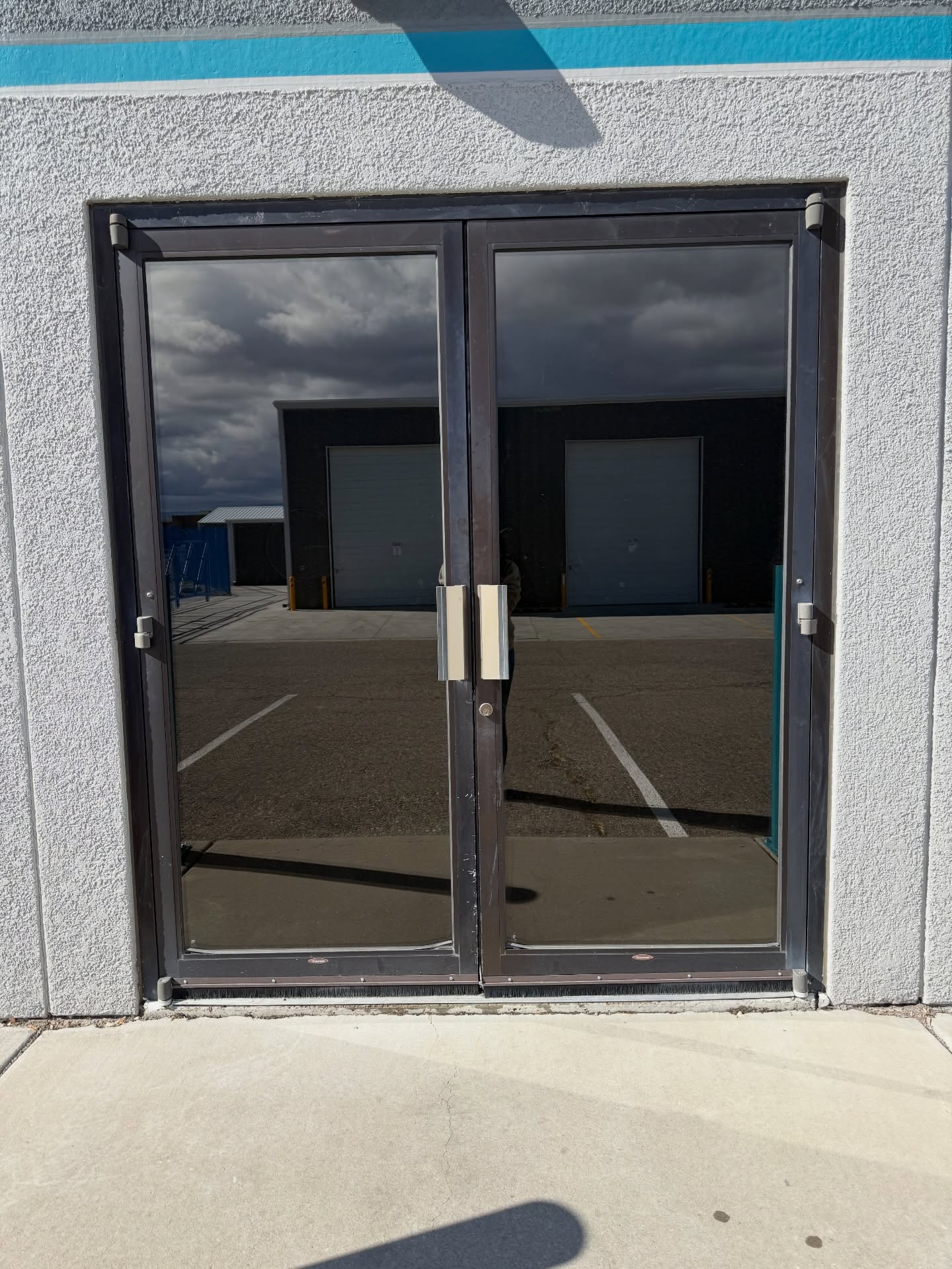 XPEL Black Out Film detail